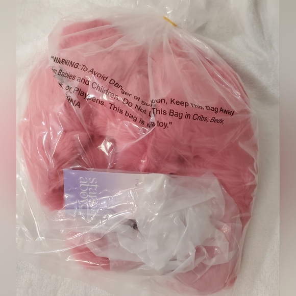 🌞3 for $30 Stars Above Womens Soft Pink Fur Home Slipper - Picture 2 of 2